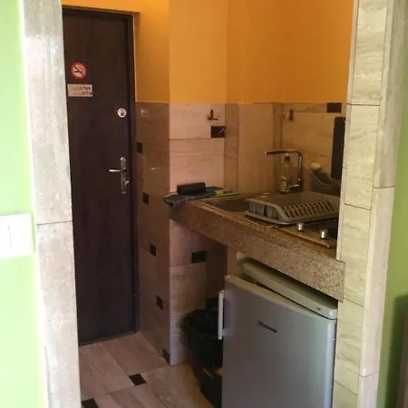 Raclawicka 144 - Kitchenette & Washer شقة